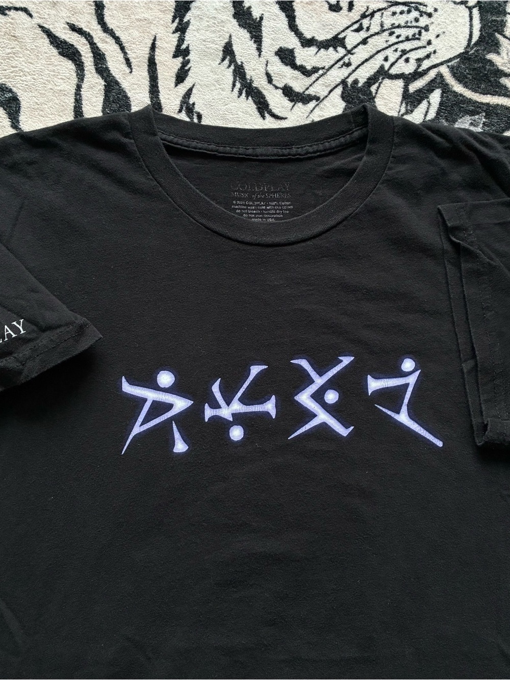 000 - COLDPLAY MUSIC OF THE SPHERES 2021 ALTERNATIVE SOFT ROCK BAND T SHIRT